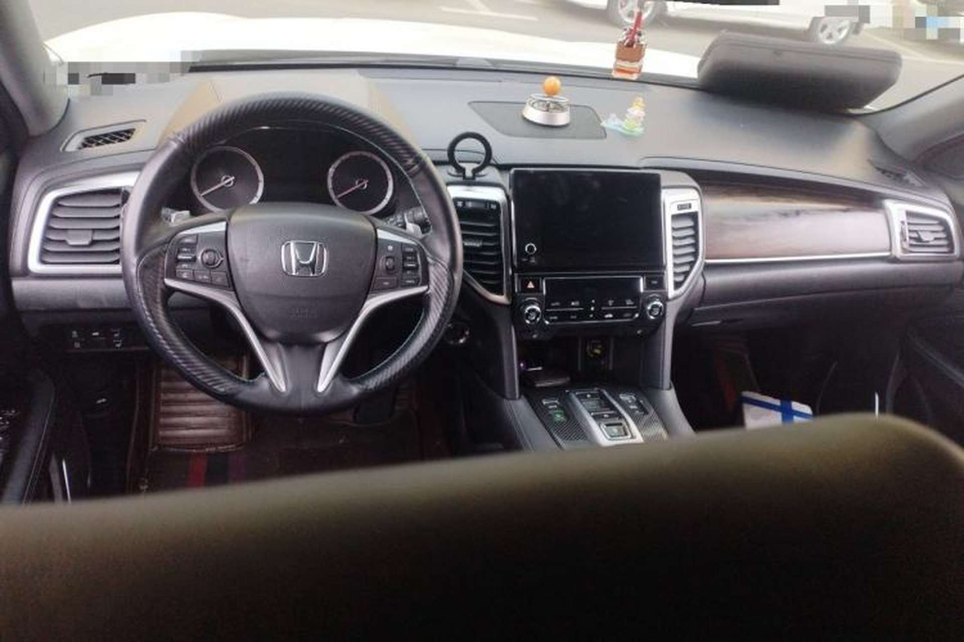 Used Honda UR-V 2017 370TURBO 2WD Prestige Edition China V Center Console