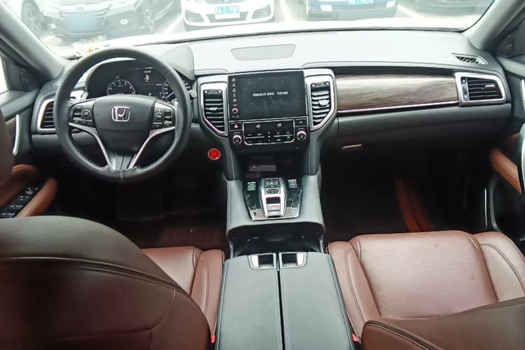 Used Honda UR-V 2017 370TURBO 2WD Prestige Edition China V Center Console