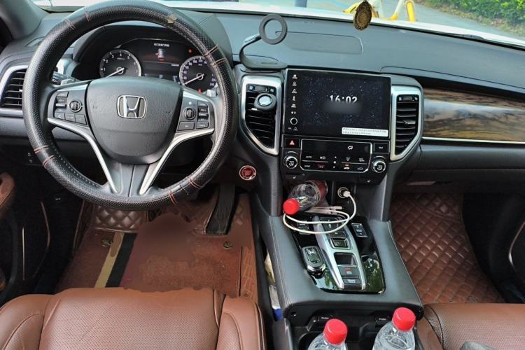 Used Honda UR-V 2017 370TURBO 2WD Prestige Edition China V Center Console