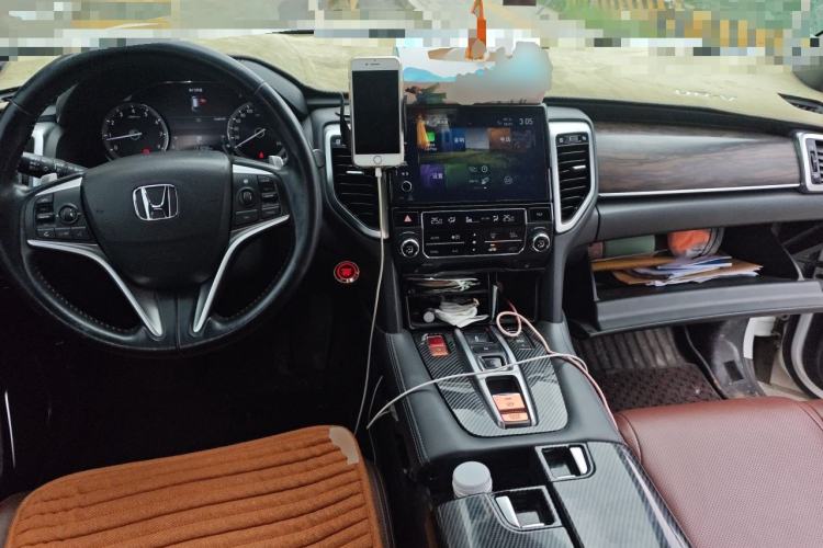 Used Honda UR-V 2017 370TURBO Four-Wheel Drive Prestige Edition China V Center Console