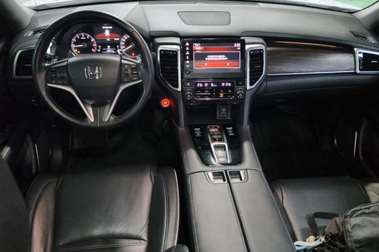 Used Honda UR-V 2017 370TURBO Four-Wheel Drive Prestige Edition China V Center Console