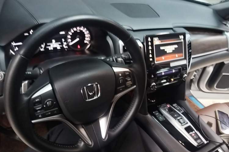 Used Honda UR-V 2017 370TURBO Four-Wheel Drive Prestige Edition China V Center Console