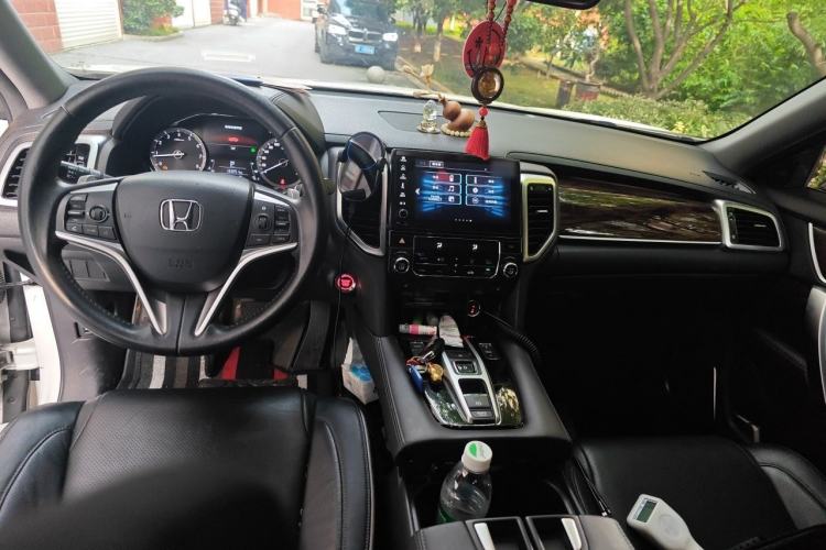 Used Honda UR-V 2017 370TURBO Four-Wheel Drive Prestige Edition China V Center Console