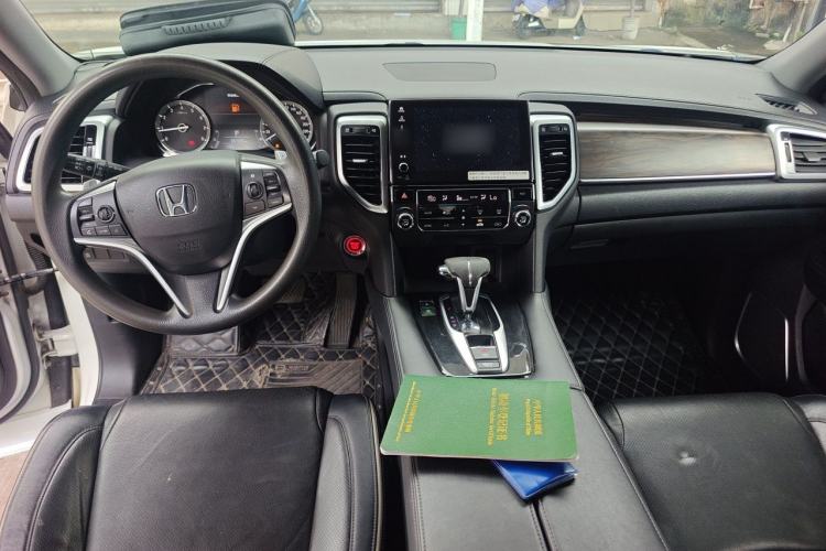 Used Honda UR-V 2017 240TURBO Two-Wheel Drive Classic Edition China VI Center Console