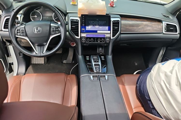 Used Honda UR-V 2017 370TURBO 2WD Prestige Edition China V Center Console