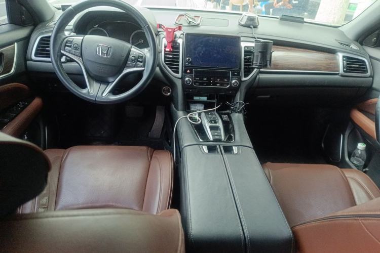 Used Honda UR-V 2017 370TURBO 2WD Prestige Edition China V Center Console
