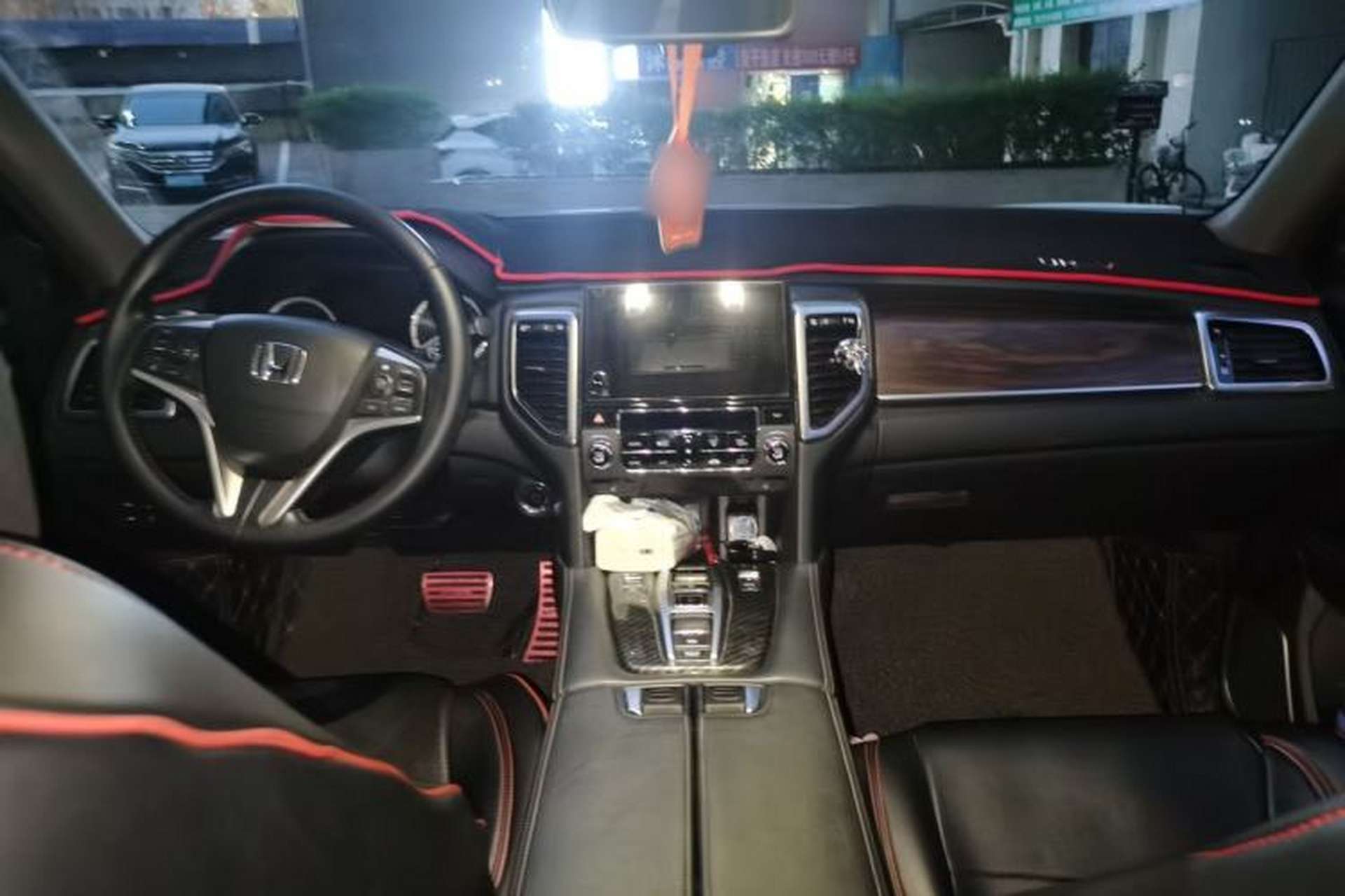 Used Honda UR-V 2017 370TURBO Four-Wheel Drive Prestige Edition China V Center Console