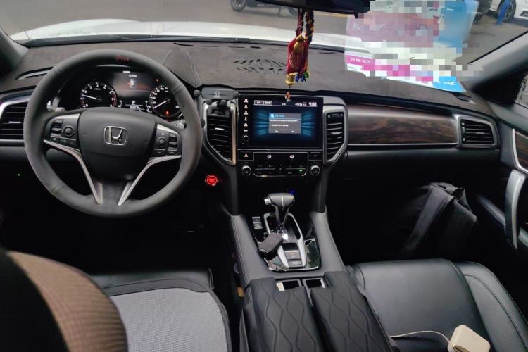 Used Honda UR-V 2017 240TURBO Two-Wheel Drive Luxury Edition China V Center Console