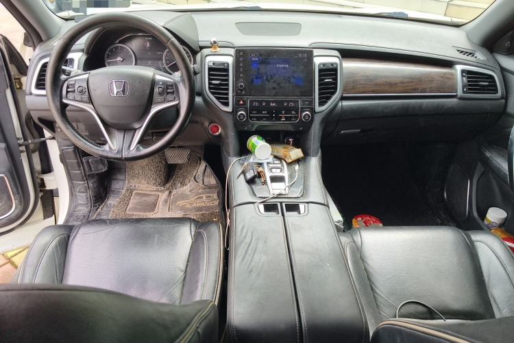 Used Honda UR-V 2017 370TURBO 2WD Prestige Edition China V Center Console