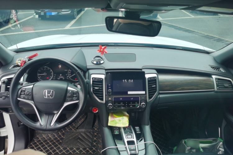 Used Honda UR-V 2017 370TURBO Four-Wheel Drive Prestige Edition China V Center Console