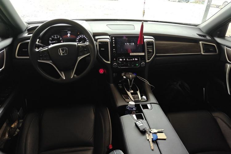 Used Honda UR-V 2017 240TURBO Two-Wheel Drive Classic Edition China VI Center Console