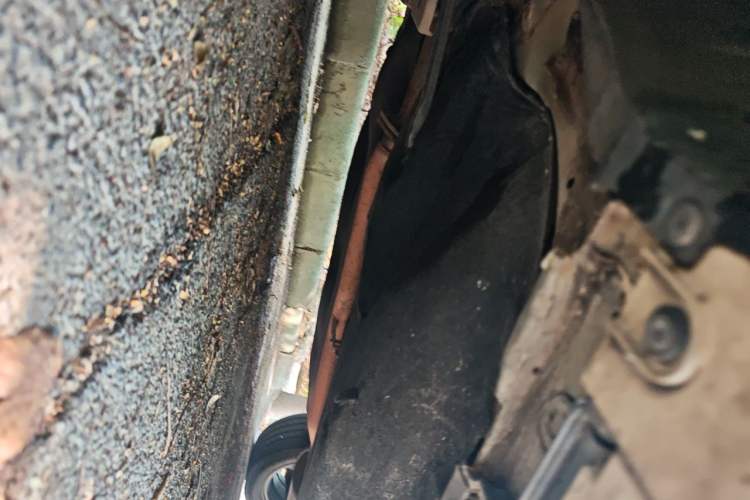 Used Honda UR-V  Chassis Front Left
