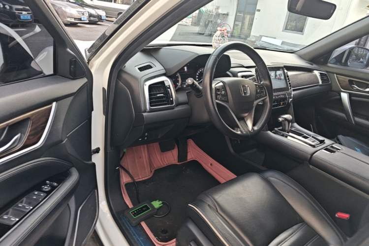 Used Honda UR-V 2017 240TURBO Two-Wheel Drive Luxury Edition China V Driver Seat