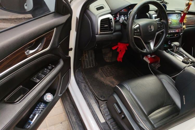 Used Honda UR-V 2017 240TURBO Two-Wheel Drive Classic Edition China V Driver Seat