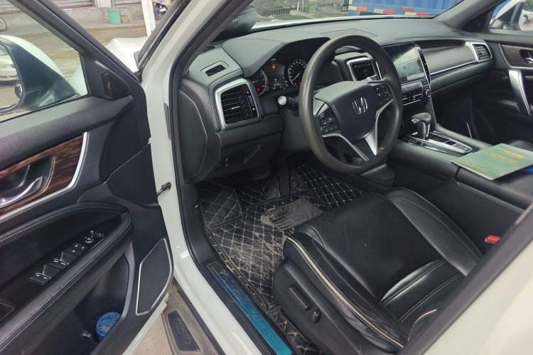 Used Honda UR-V 2017 240TURBO Two-Wheel Drive Classic Edition China VI Driver Seat