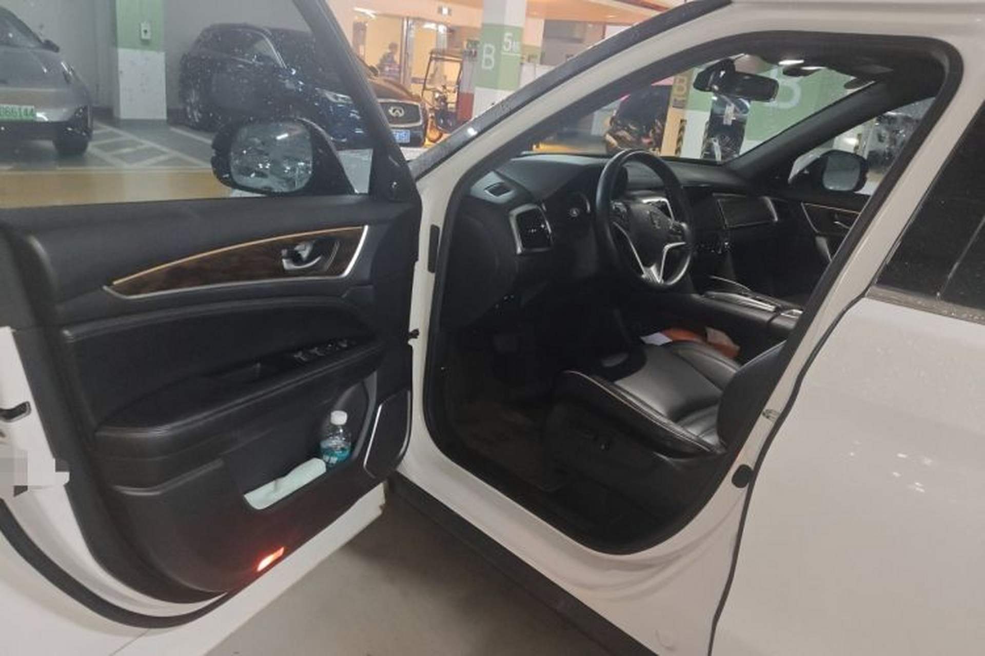 Used Honda UR-V 2017 370TURBO 2WD Prestige Edition China V Driver Seat