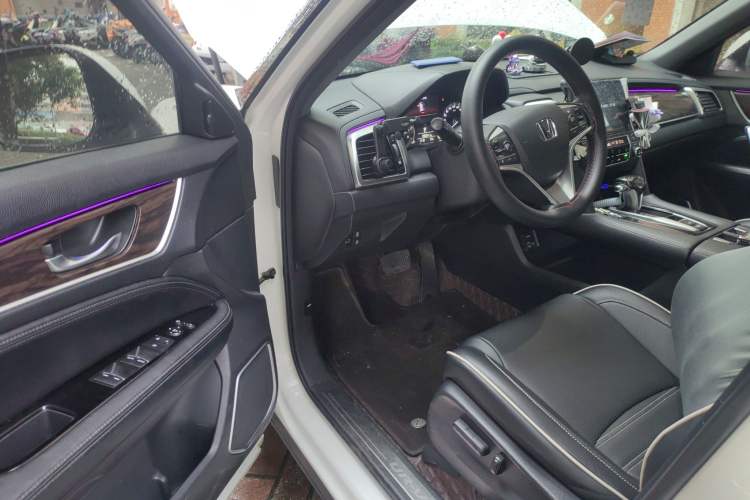 Used Honda UR-V 2017 240TURBO Two-Wheel Drive Classic Edition China V Driver Seat