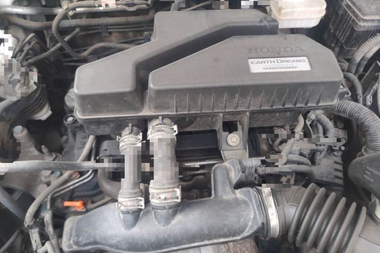 Used Honda UR-V 2017 240TURBO Two-Wheel Drive Classic Edition China V Engine Bay