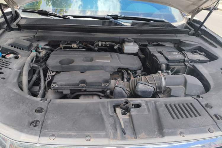 Used Honda UR-V 2017 370TURBO 2WD Prestige Edition China V Engine Bay