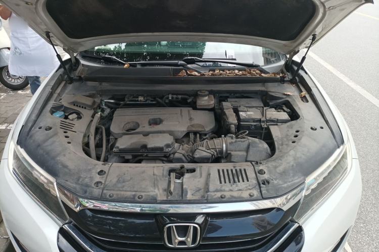 Used Honda UR-V 2017 370TURBO 2WD Prestige Edition China V Engine Bay