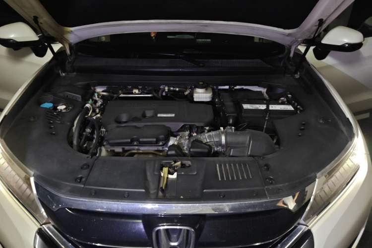 Used Honda UR-V 2017 370TURBO Four-Wheel Drive Prestige Edition China V Engine Bay