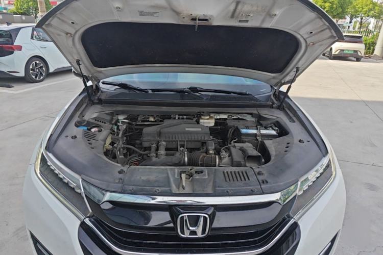 Used Honda UR-V 2017 240TURBO Two-Wheel Drive Luxury Edition China V Engine Bay