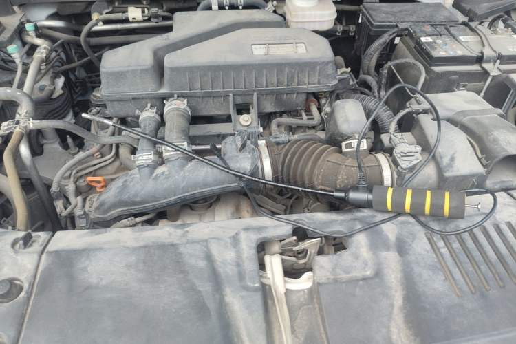 Used Honda UR-V 2017 240TURBO Two-Wheel Drive Luxury Edition China V Engine Bay