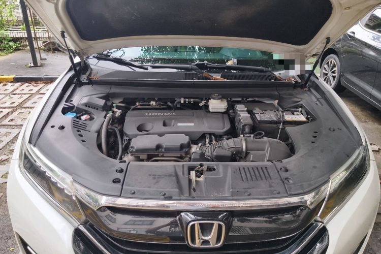 Used Honda UR-V 2017 370TURBO 2WD Prestige Edition China V Engine Bay