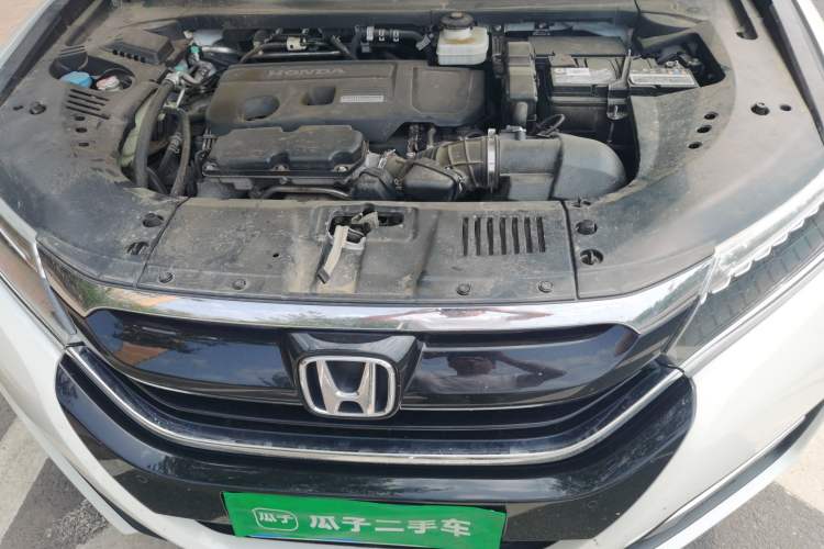 Used Honda UR-V 2017 370TURBO Four-Wheel Drive Prestige Edition China V Engine Bay