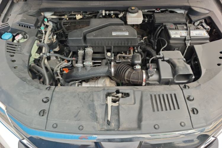 Used Honda UR-V 2017 240TURBO Two-Wheel Drive Luxury Edition China V Engine Bay