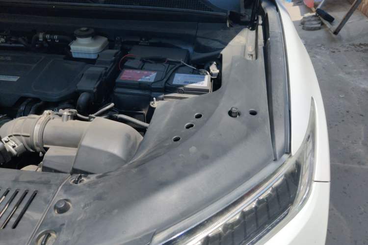 Used Honda UR-V 2017 370TURBO 2WD Prestige Edition China V Engine Bay Left