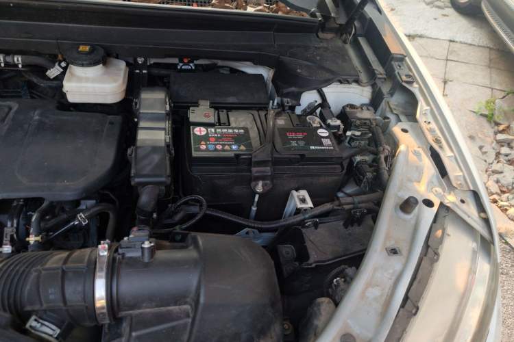 Used Honda UR-V 2017 370TURBO 2WD Prestige Edition China V Engine Bay Left