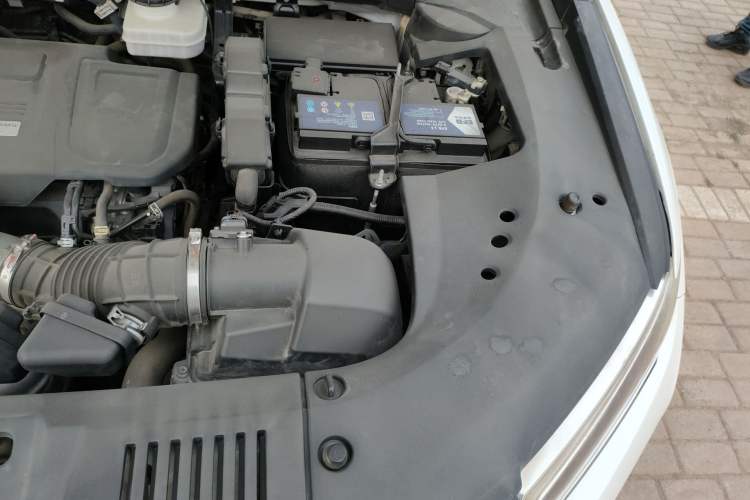 Used Honda UR-V 2017 370TURBO Four-Wheel Drive Prestige Edition China V Engine Bay Left