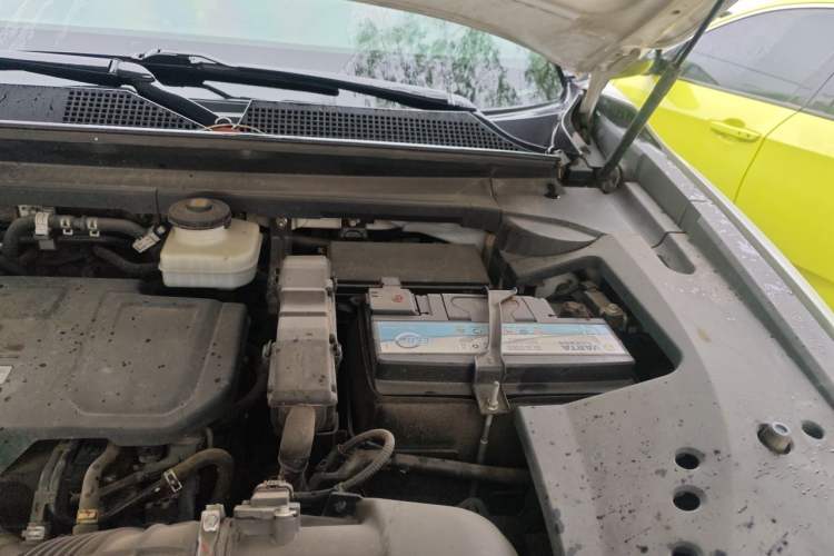 Used Honda UR-V 2017 370TURBO 2WD Prestige Edition China V Engine Bay Left