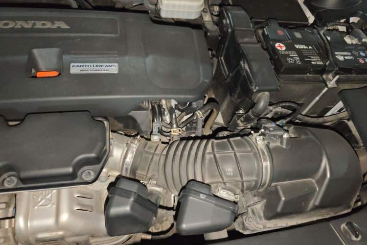Used Honda UR-V 2017 370TURBO 2WD Prestige Edition China V Engine Bay Left