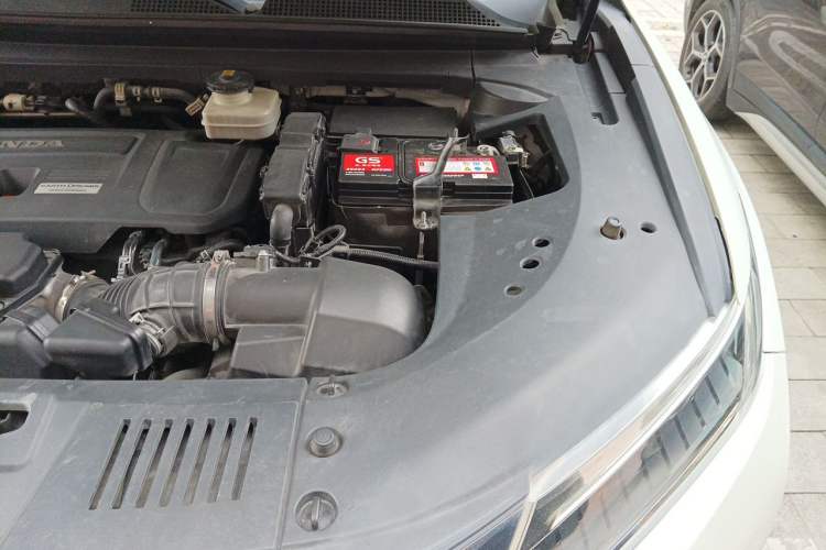 Used Honda UR-V 2017 370TURBO 2WD Prestige Edition China V Engine Bay Left