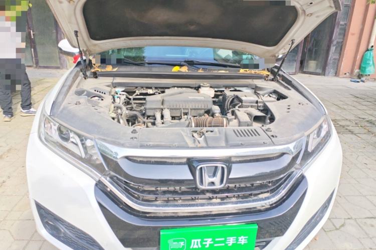 Used Honda UR-V 2017 240TURBO Two-Wheel Drive Classic Edition China V Engine Bay