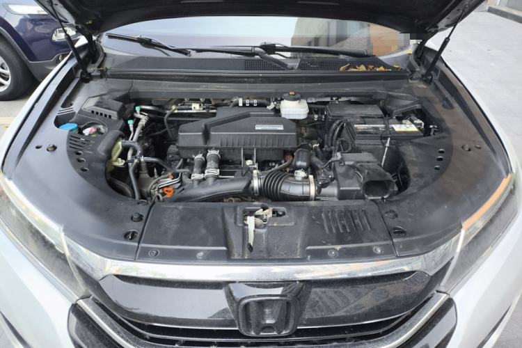 Used Honda UR-V 2017 240TURBO Two-Wheel Drive Luxury Edition China VI Engine Bay