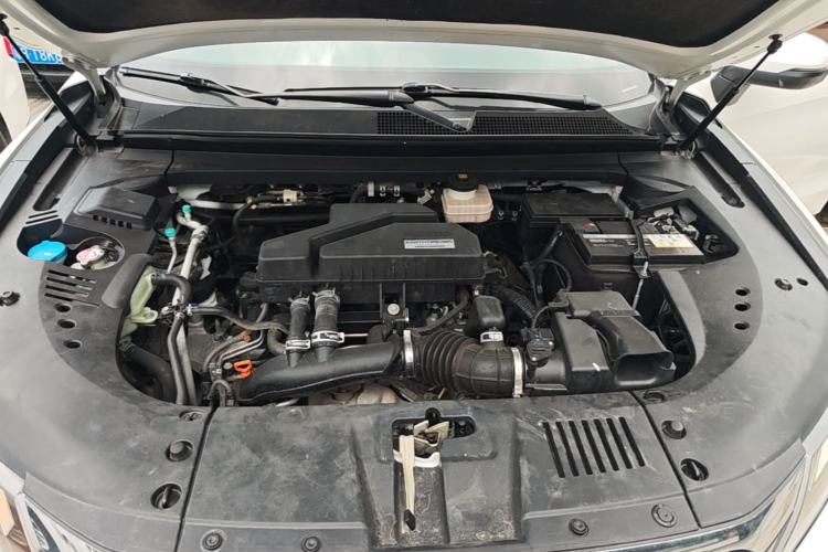 Used Honda UR-V 2017 240TURBO Two-Wheel Drive Classic Edition China V Engine Bay
