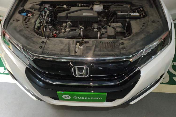 Used Honda UR-V 2017 240TURBO Two-Wheel Drive Luxury Edition China VI Engine Bay