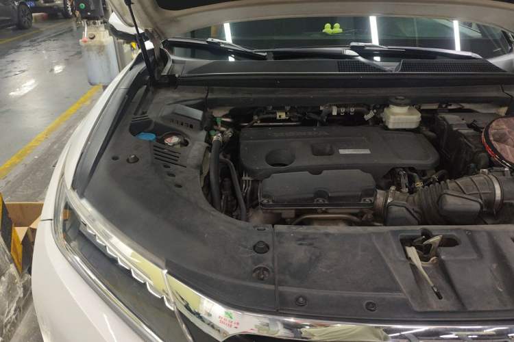 Used Honda UR-V 2017 370TURBO Four-Wheel Drive Prestige Edition China V Engine Bay Right
