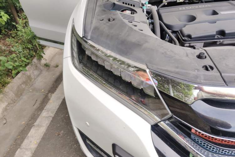 Used Honda UR-V 2017 370TURBO Four-Wheel Drive Prestige Edition China V Engine Bay Right