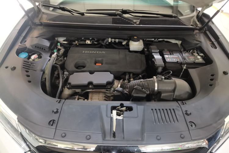 Used Honda UR-V 2017 370TURBO Four-Wheel Drive Prestige Edition China V Engine Bay
