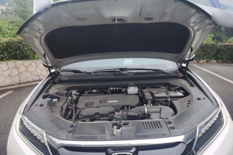 Used Honda UR-V 2017 370TURBO Four-Wheel Drive Prestige Edition China V Engine Bay