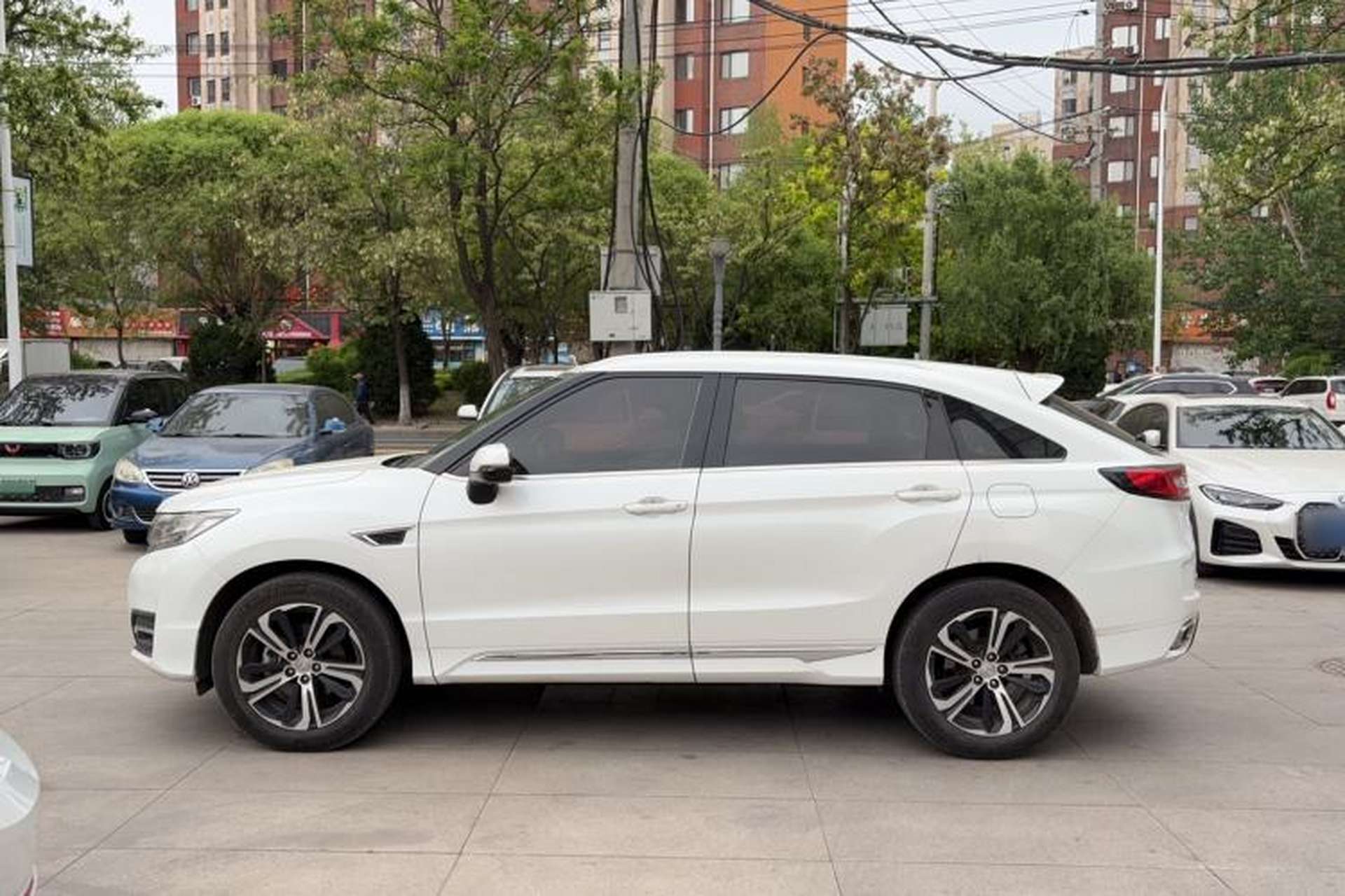 Used Honda UR-V 2017 370TURBO Four-Wheel Drive Prestige Edition China V Exterior 2