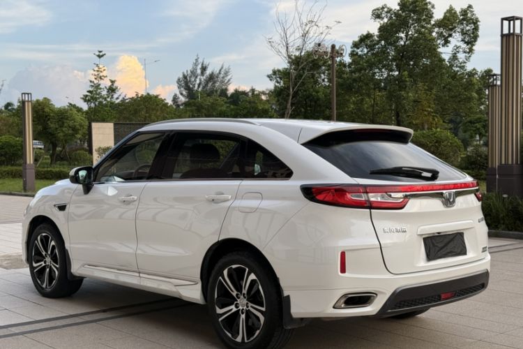Used Honda UR-V 2017 370TURBO 2WD Prestige Edition China V Exterior 3