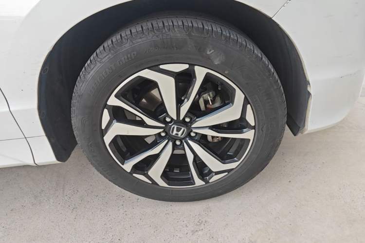 Used Honda UR-V 2017 240TURBO Two-Wheel Drive Luxury Edition China V Exterior 7