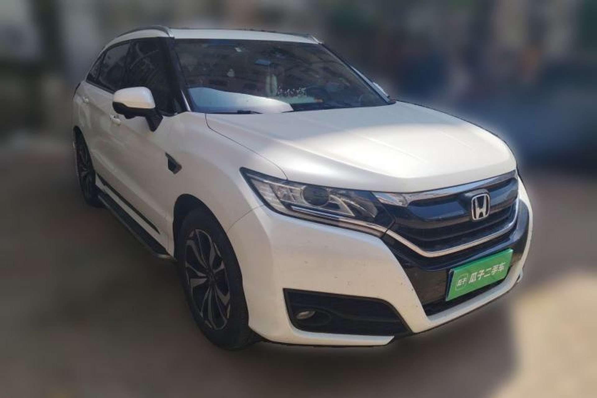 Used Honda UR-V 2017 240TURBO Two-Wheel Drive Classic Edition China V Front Right 45 Deg