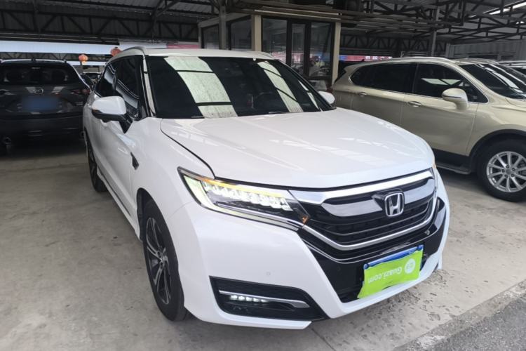 Used Honda UR-V 2017 370TURBO 2WD Prestige Edition China V Front Right 45 Deg
