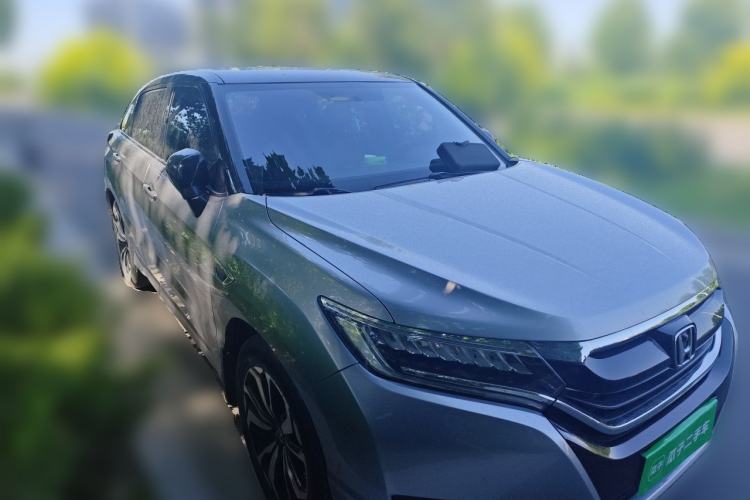 Used Honda UR-V 2017 240TURBO Two-Wheel Drive Classic Edition China V Front Right 45 Deg